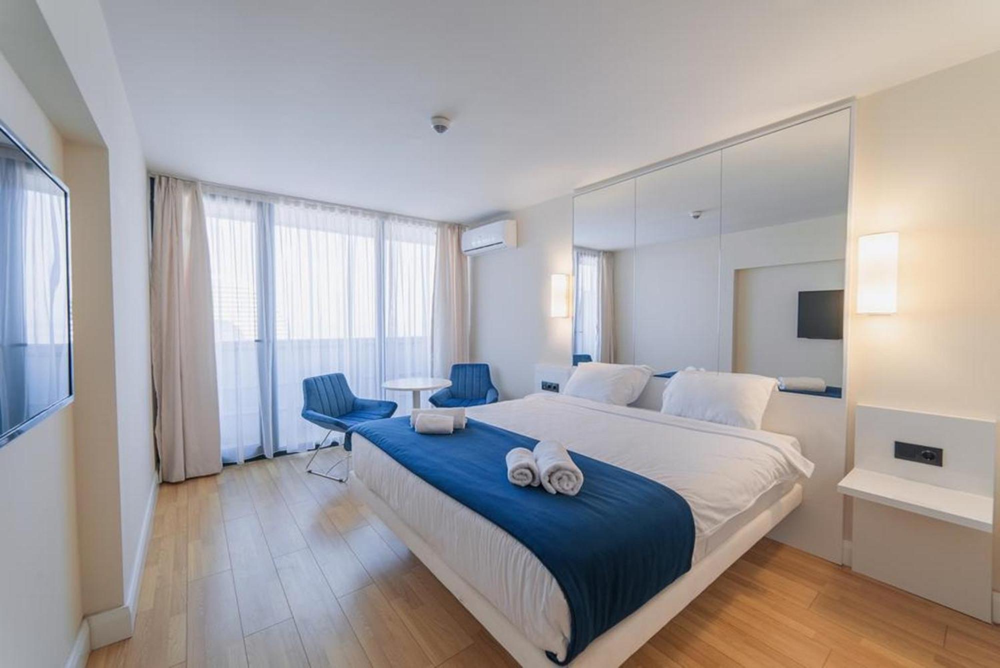 Appartamento Orbi City Twin Towers Batumi Esterno foto